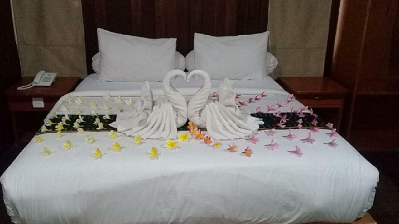Exotic Komodo Hotel Labuan Bajo Eksteriør bilde