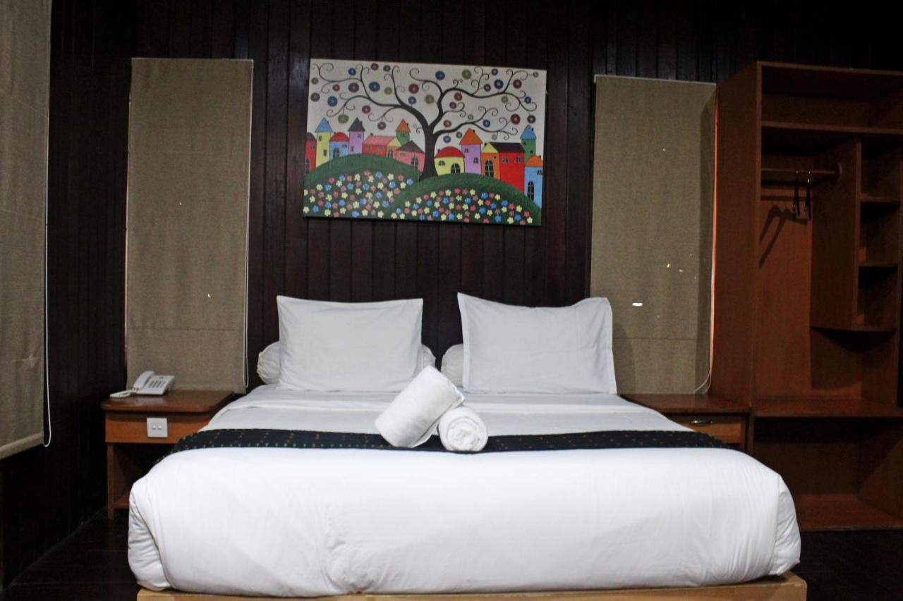 Exotic Komodo Hotel Labuan Bajo Eksteriør bilde